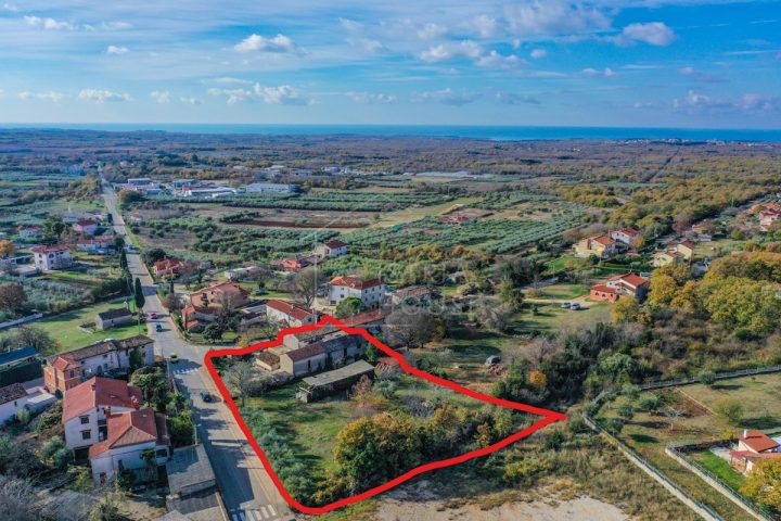 Dům na prodej 400 m² – Poreč