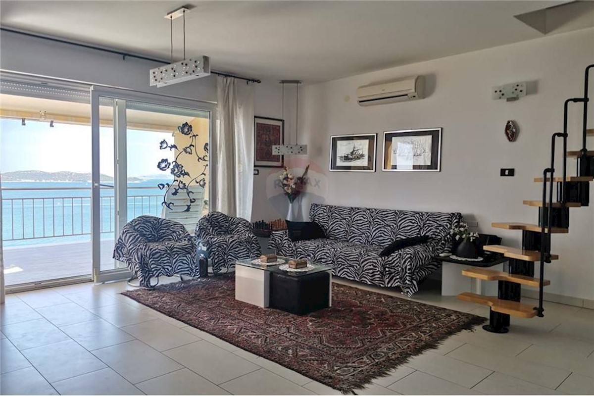 Flat For sale - ZADARSKA  PAKOŠTANE 