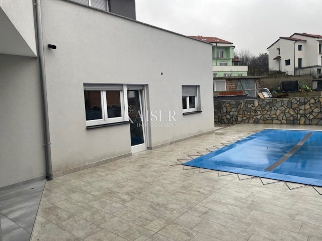 Stan na prodaju 150 m² – Matulji