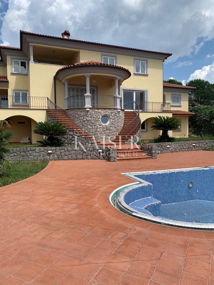 House For sale - PRIMORSKO-GORANSKA  OPATIJA 