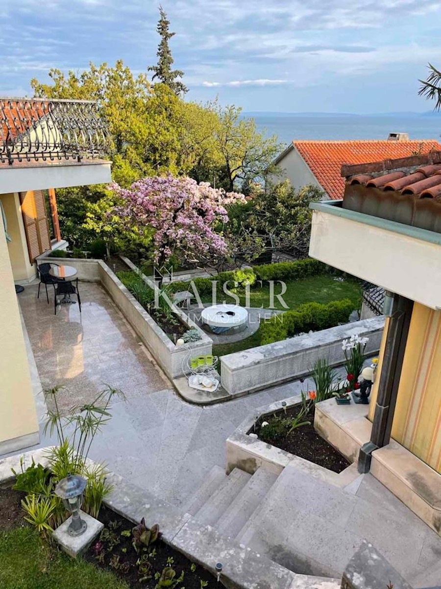 Dom Na predaj - PRIMORSKO-GORANSKA  OPATIJA 