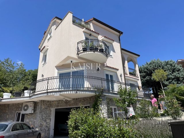 Casa in vendita 403 m² – Matulji