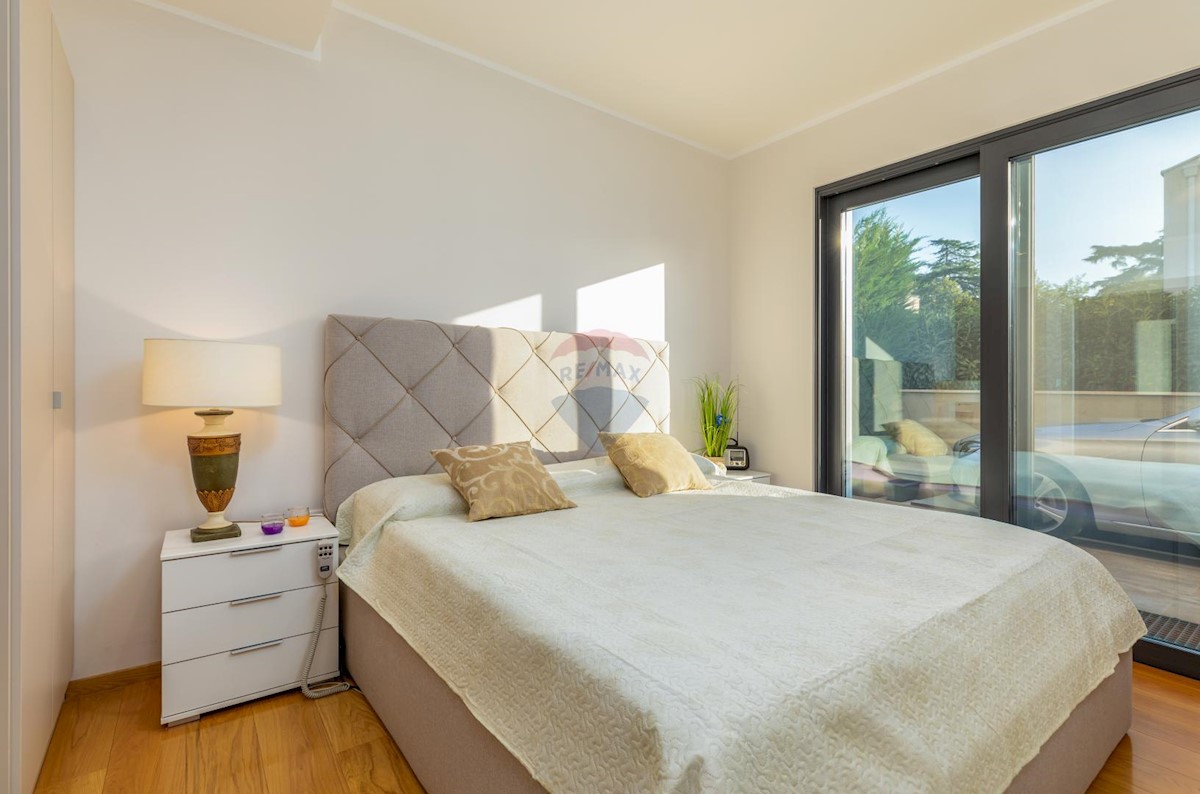 Haus Zu verkaufen - ISTARSKA  FAŽANA 