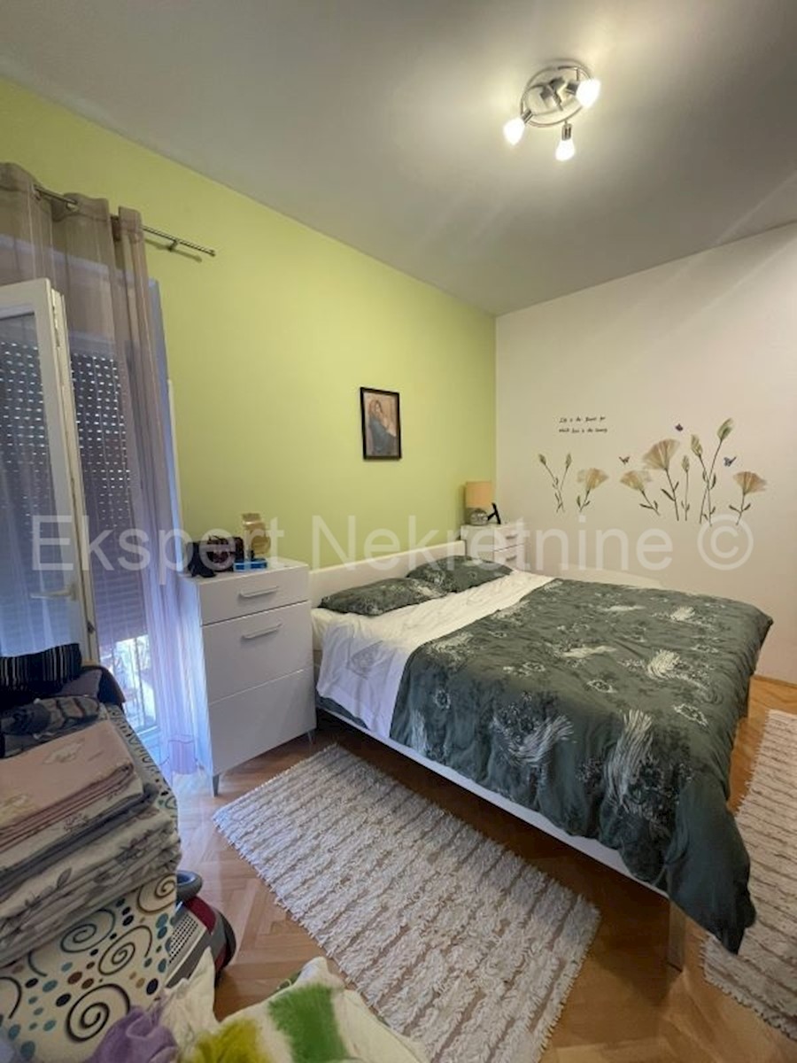 Apartmán Na prodej - SPLITSKO-DALMATINSKA  KAŠTELA 