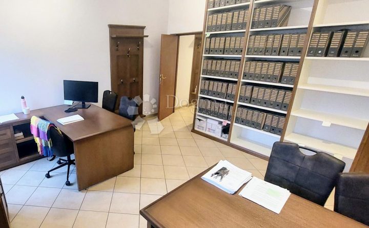 Business premises For rent - Istarska Pula - foto 3/9