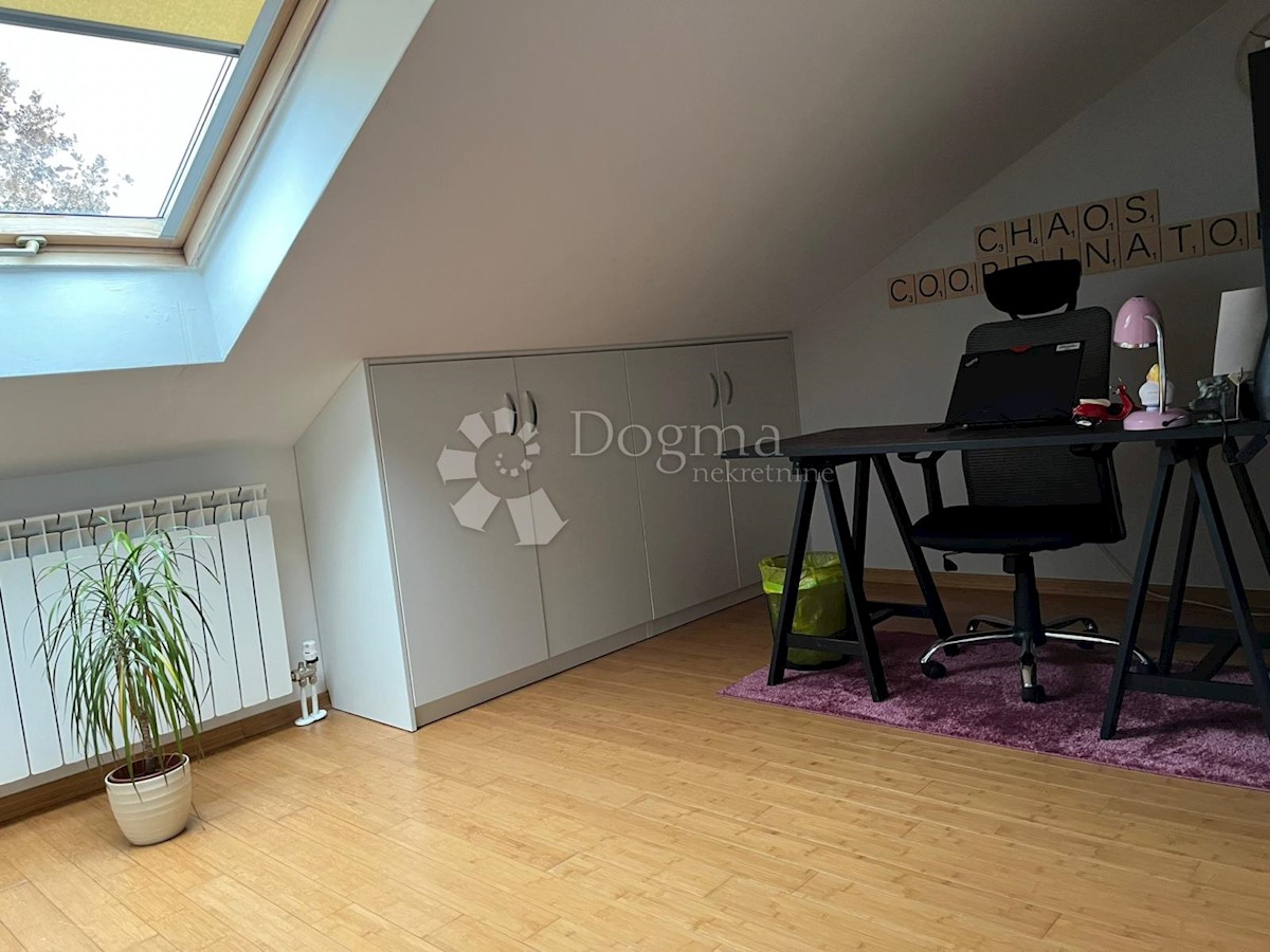 Apartment Zu verkaufen - PRIMORSKO-GORANSKA  VIŠKOVO 