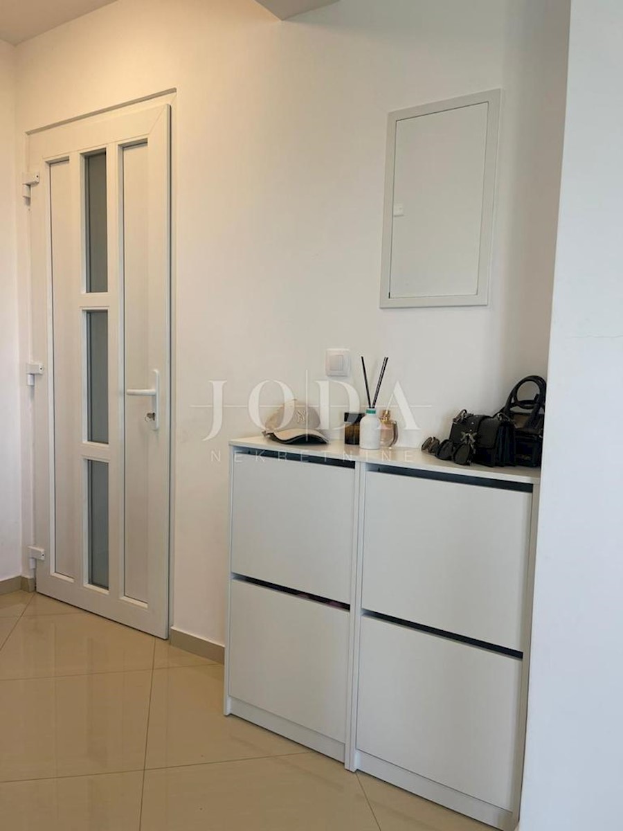 Apartment Zu verkaufen - PRIMORSKO-GORANSKA  NOVI VINODOLSKI 