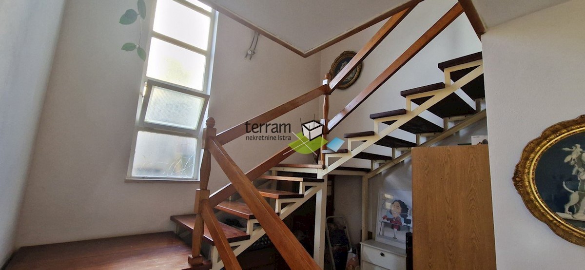 Haus Zu verkaufen - ISTARSKA  PULA 