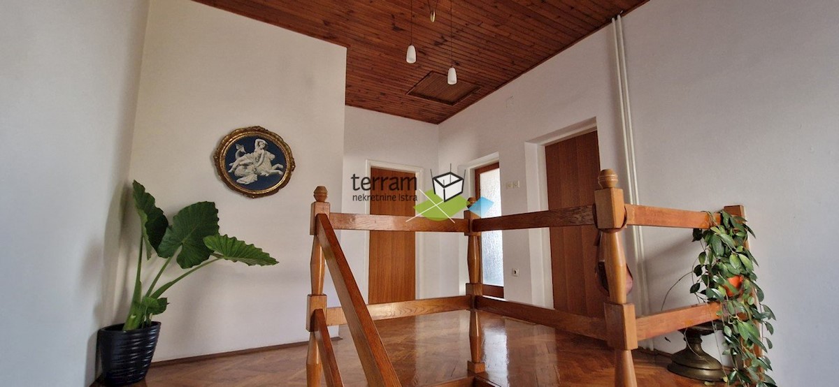 Haus Zu verkaufen - ISTARSKA  PULA 
