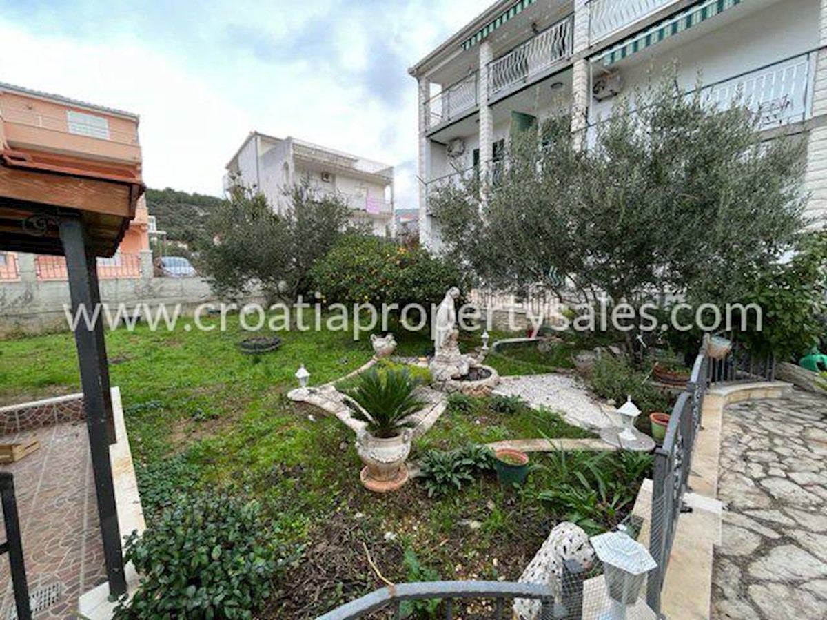 House For sale - SPLITSKO-DALMATINSKA  TROGIR 