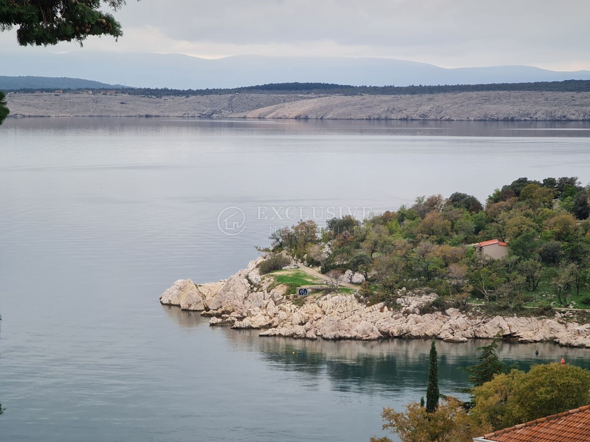 Stan Na prodaju - PRIMORSKO-GORANSKA  CRIKVENICA 