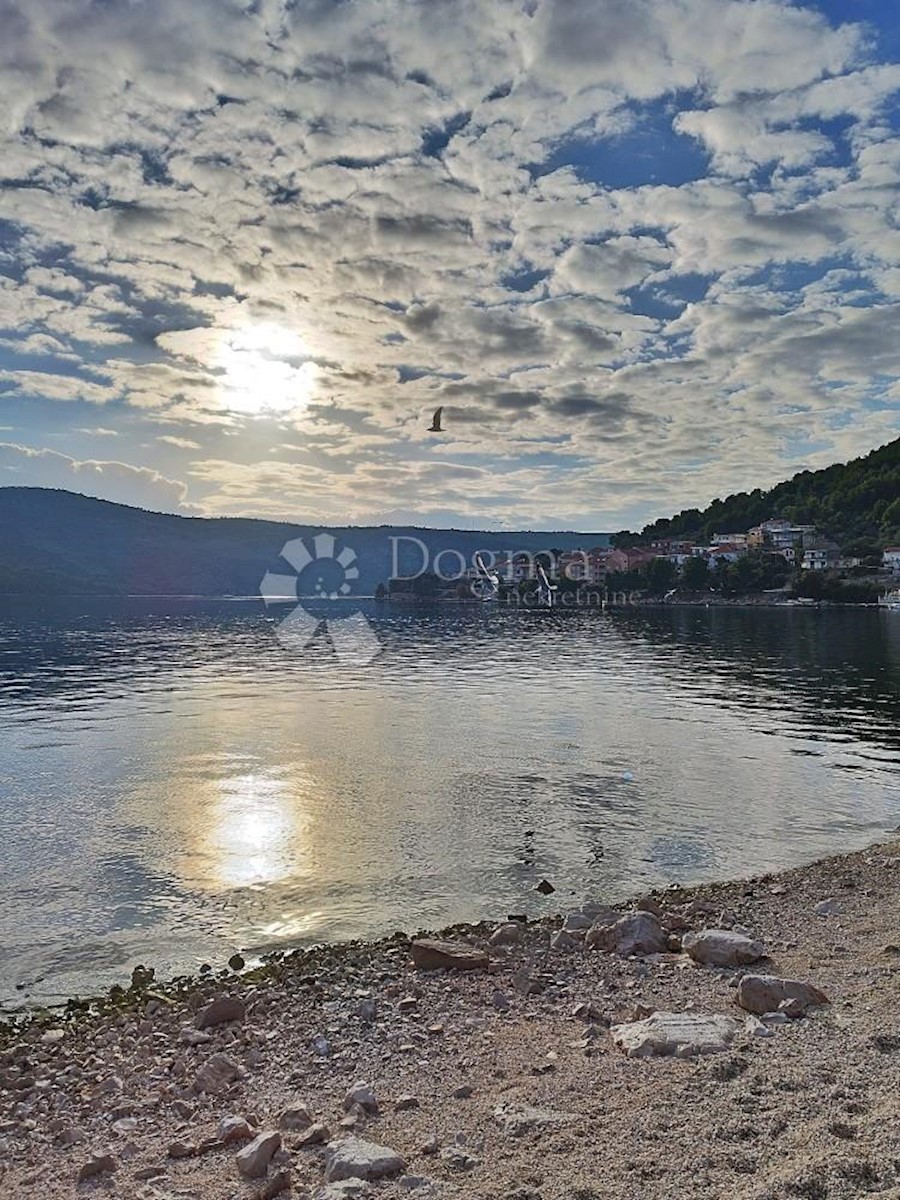 Flat For sale - SPLITSKO-DALMATINSKA  MARINA 