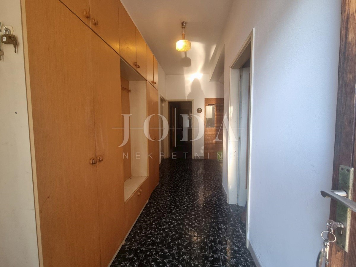 Casa In vendita - PRIMORSKO-GORANSKA  NOVI VINODOLSKI 