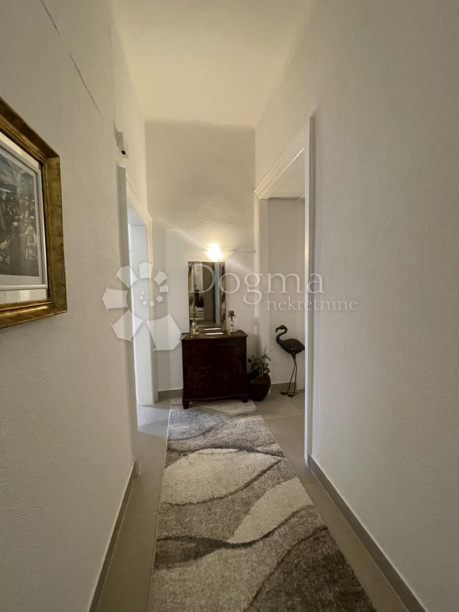 Apartma Naprodaj - PRIMORSKO-GORANSKA  Crikvenica