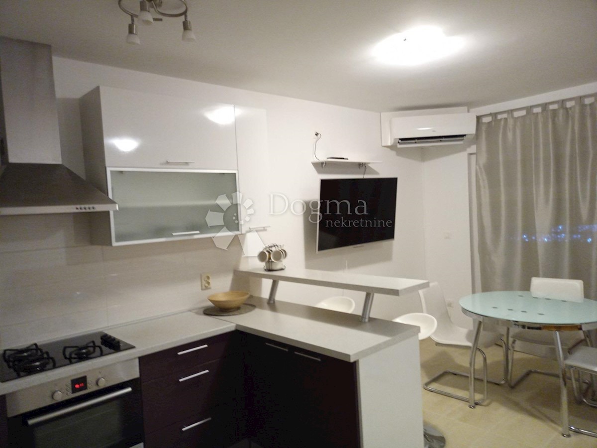 Apartmán Na predaj - PRIMORSKO-GORANSKA  RIJEKA 