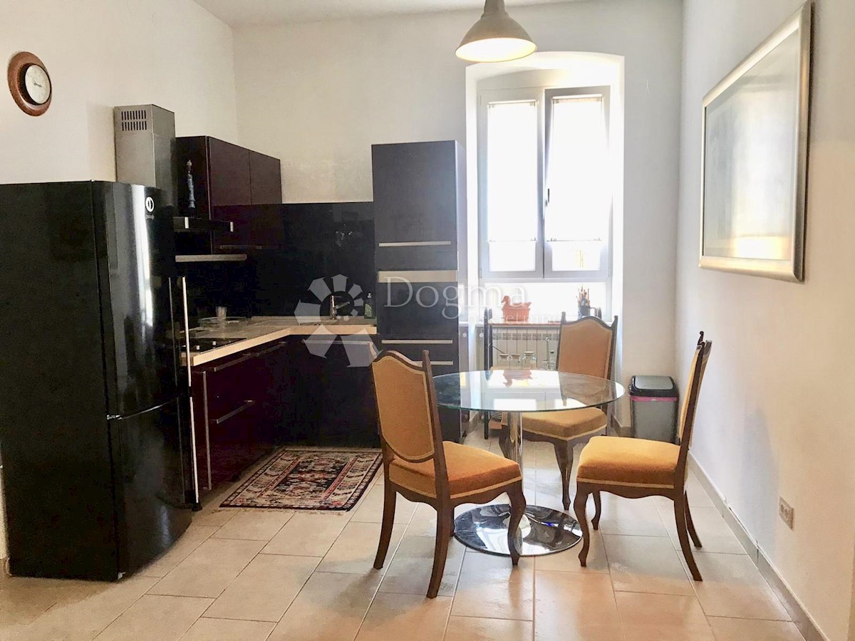 Appartement À louer - Primorsko-goranska Rijeka - foto 2/8