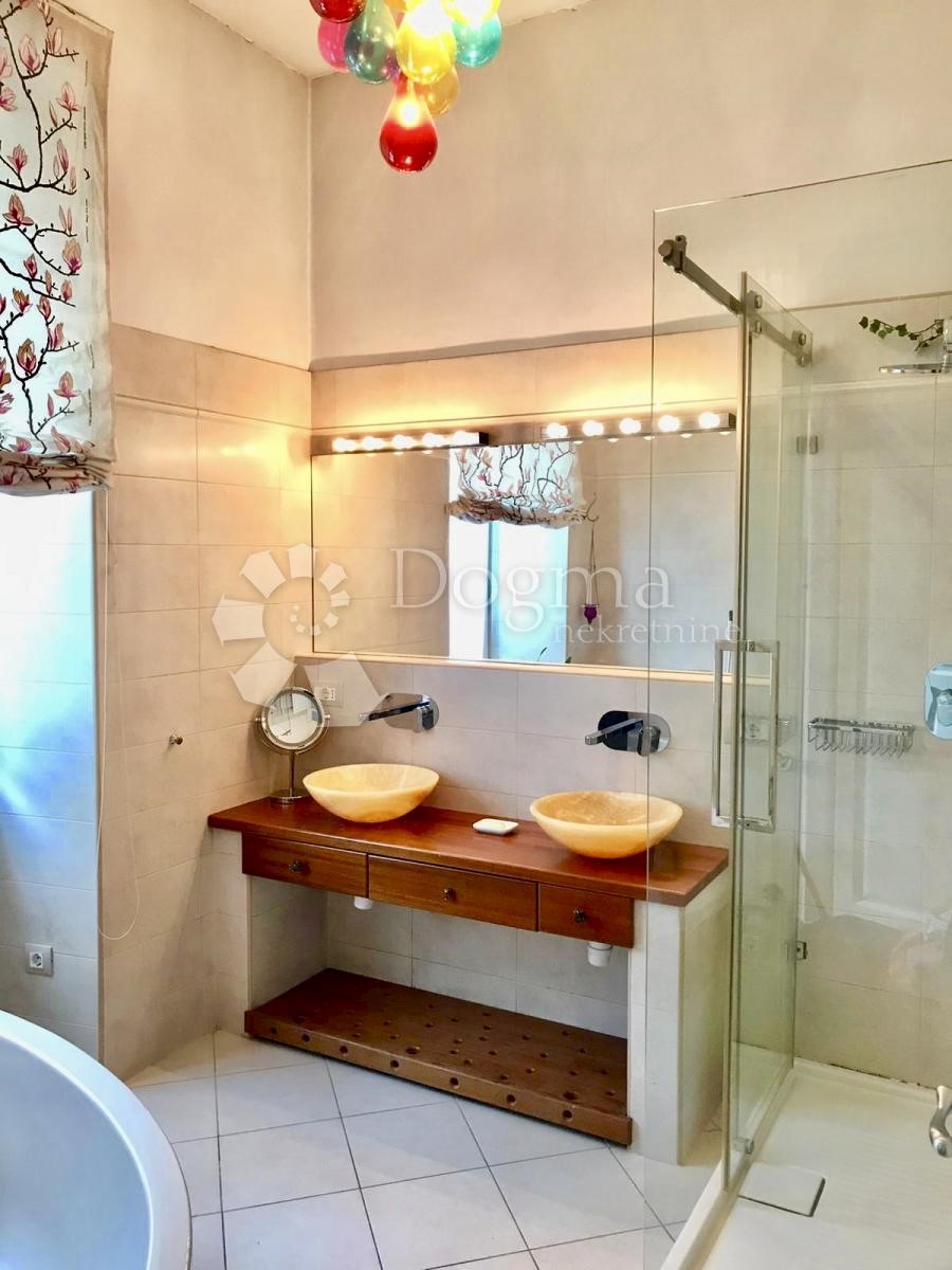 Appartement À louer - PRIMORSKO-GORANSKA  RIJEKA 