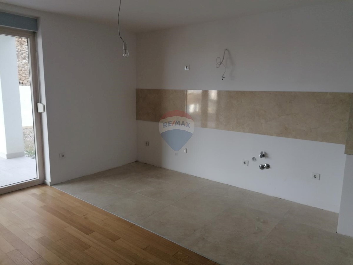 Flat For sale - PRIMORSKO-GORANSKA  CRIKVENICA 