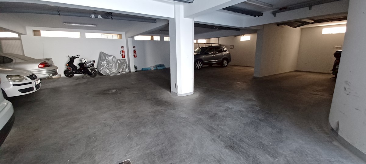 Appartamento In vendita - ŠIBENSKO-KNINSKA  ROGOZNICA 