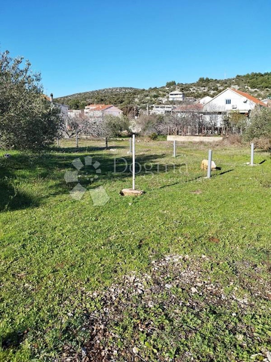 Terreno In vendita - SPLITSKO-DALMATINSKA  MARINA 