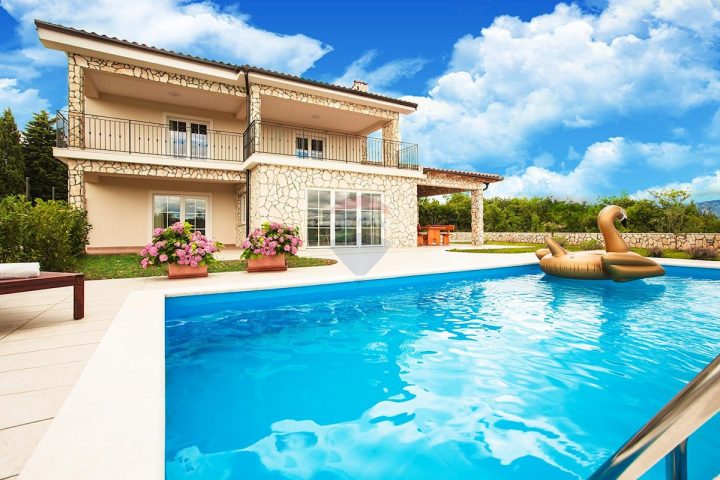 Haus zu verkaufen 250 m² – Sužan