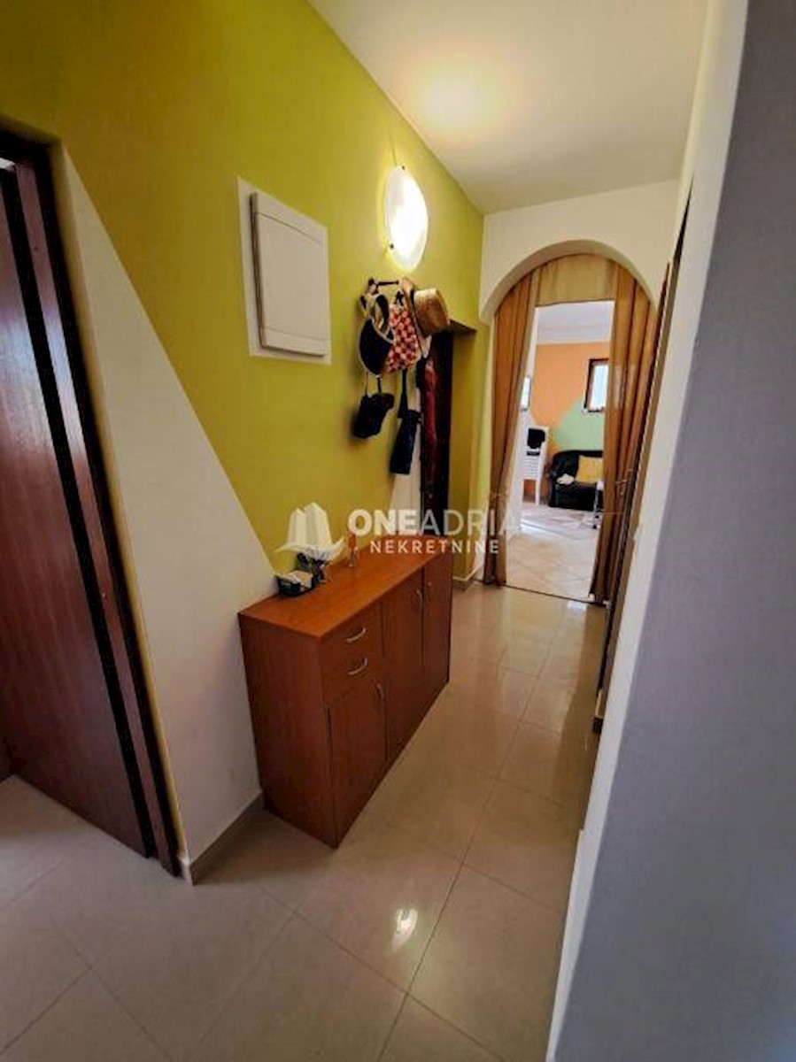 Apartment Zu verkaufen - PRIMORSKO-GORANSKA  KRK 