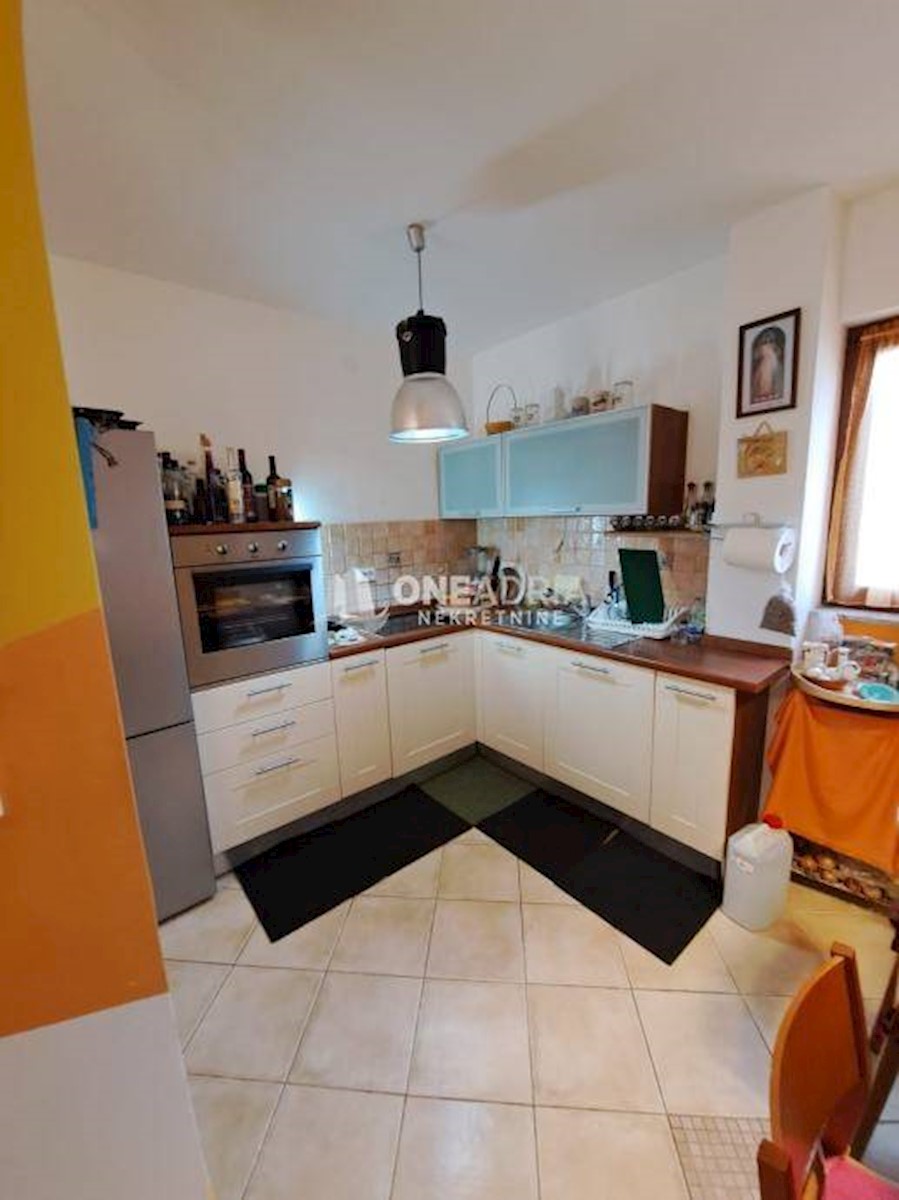 Apartment Zu verkaufen - PRIMORSKO-GORANSKA  KRK 