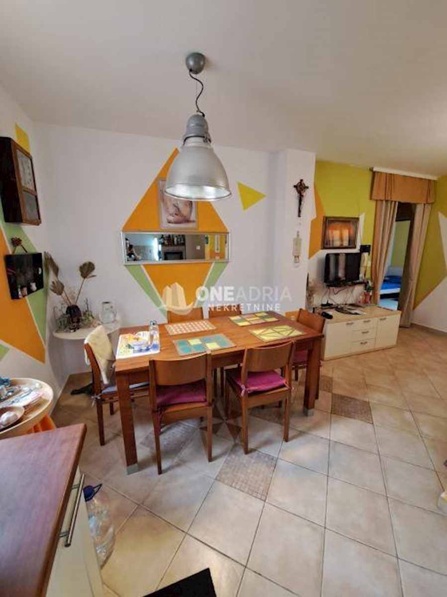 Apartment Zu verkaufen - PRIMORSKO-GORANSKA  KRK 