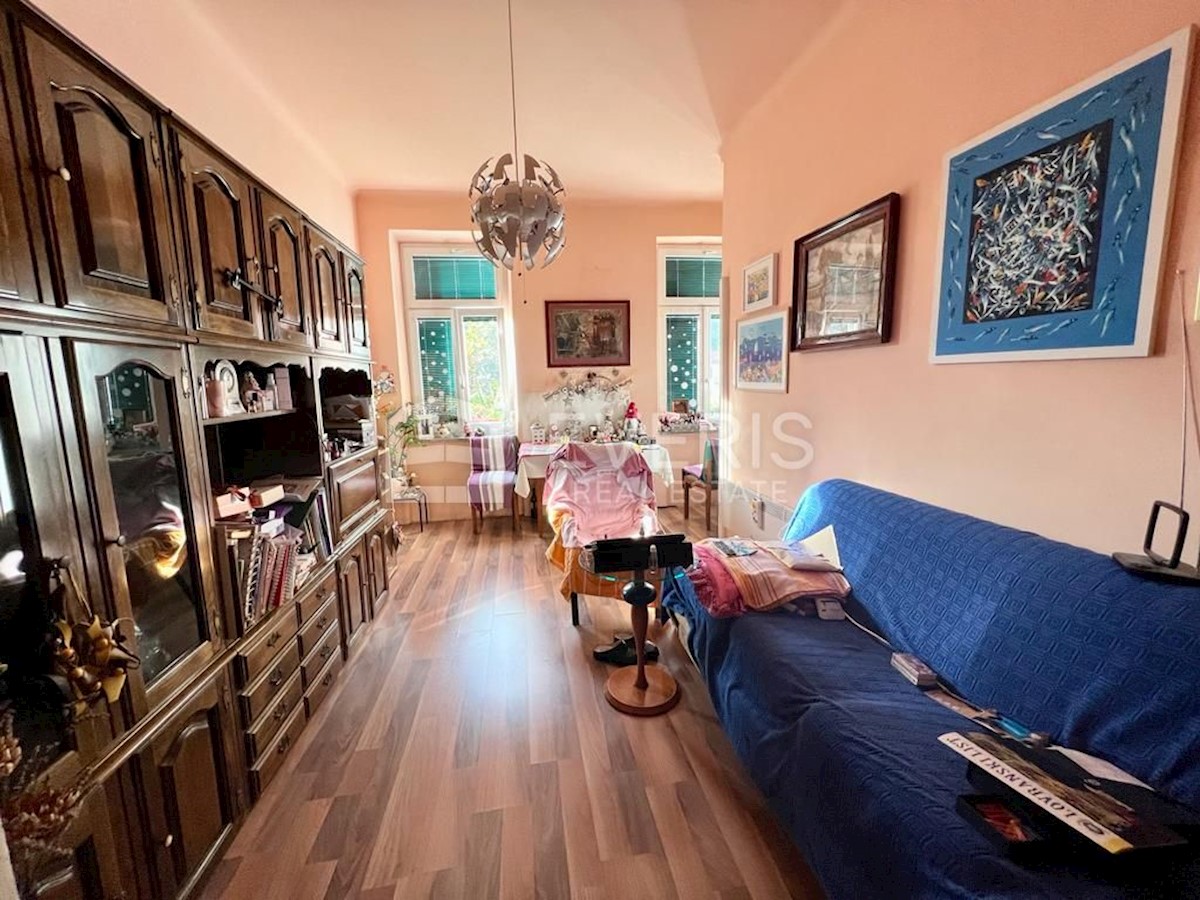 Flat For sale - PRIMORSKO-GORANSKA  LOVRAN 