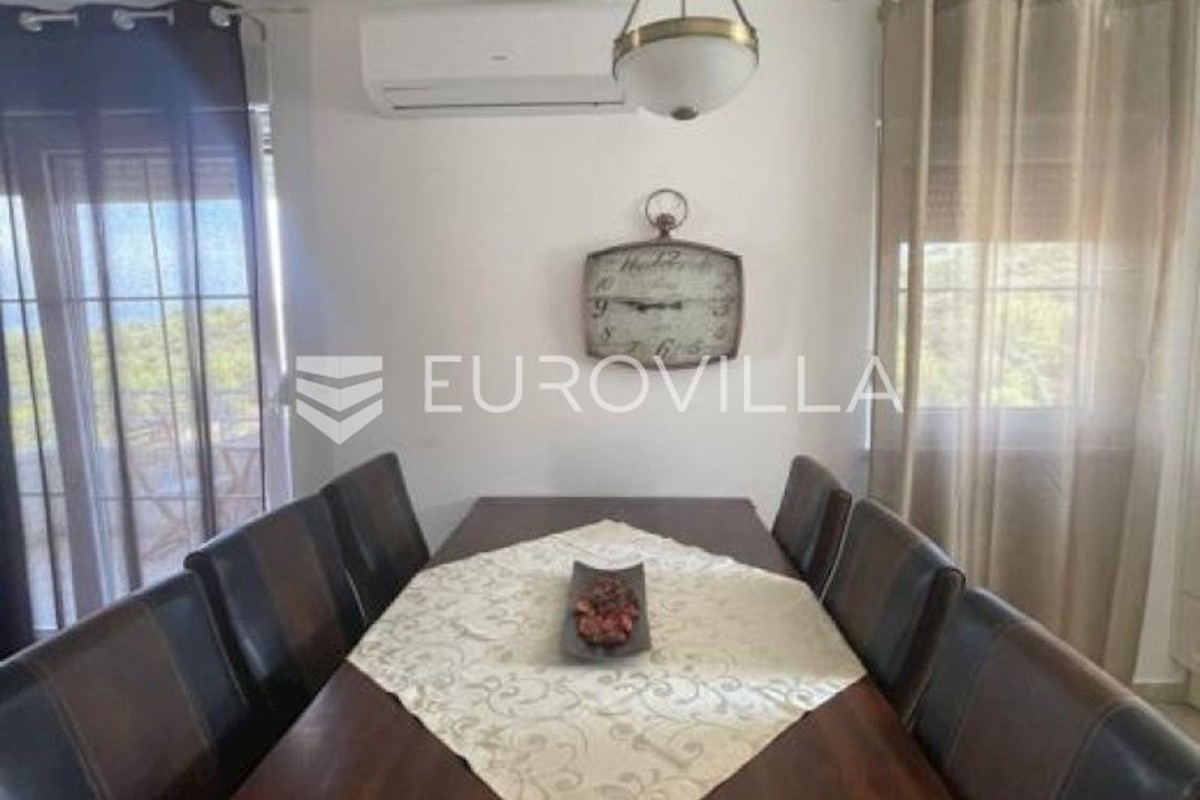 Casa In vendita - SPLITSKO-DALMATINSKA  TROGIR 