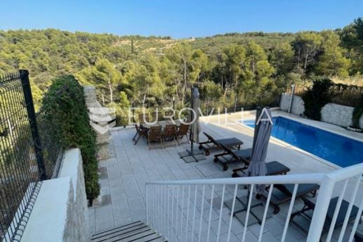 Casa In vendita - SPLITSKO-DALMATINSKA  TROGIR 