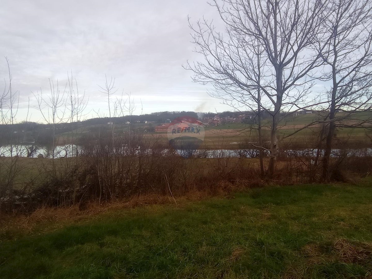 Terreno In vendita - KARLOVAČKA  BARILOVIĆI 