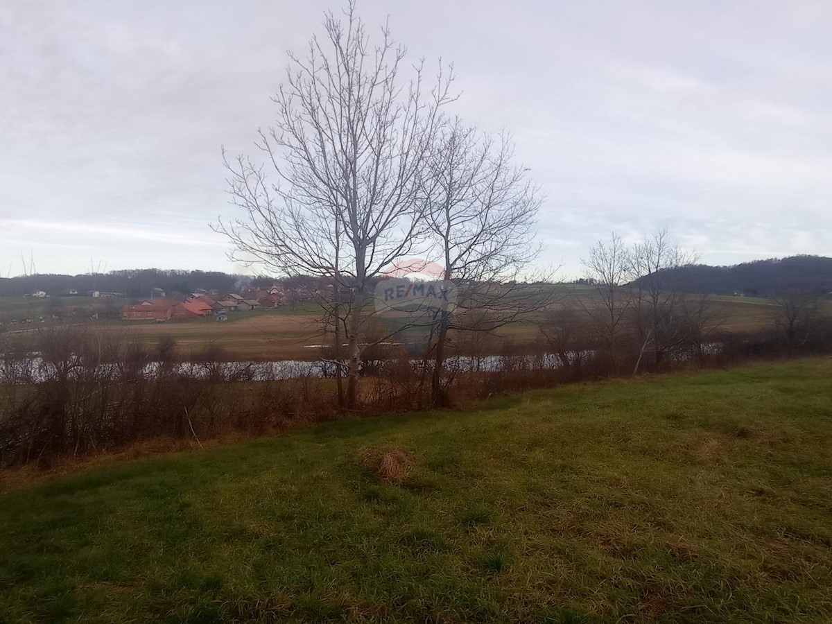 Terreno In vendita - KARLOVAČKA  BARILOVIĆI 