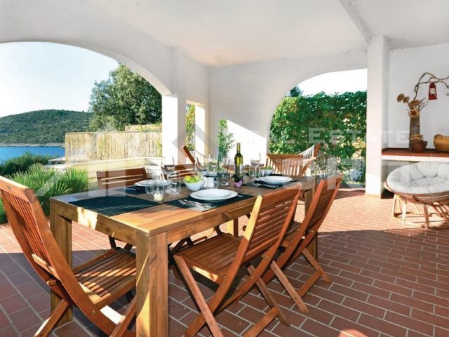 Casa in vendita 252 m² – Rogoznica