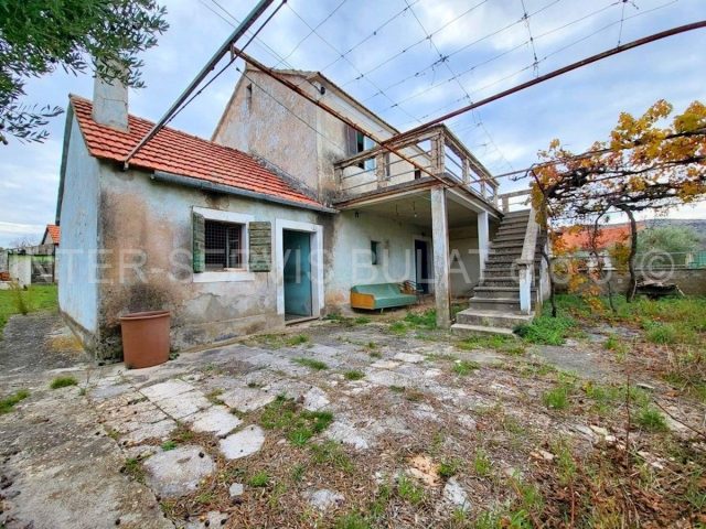 Kuća na prodaju 110 m² – Lozovac