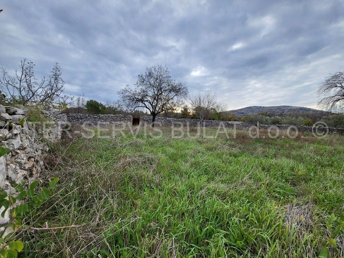 Kuća Na prodaju - ŠIBENSKO-KNINSKA  ŠIBENIK 