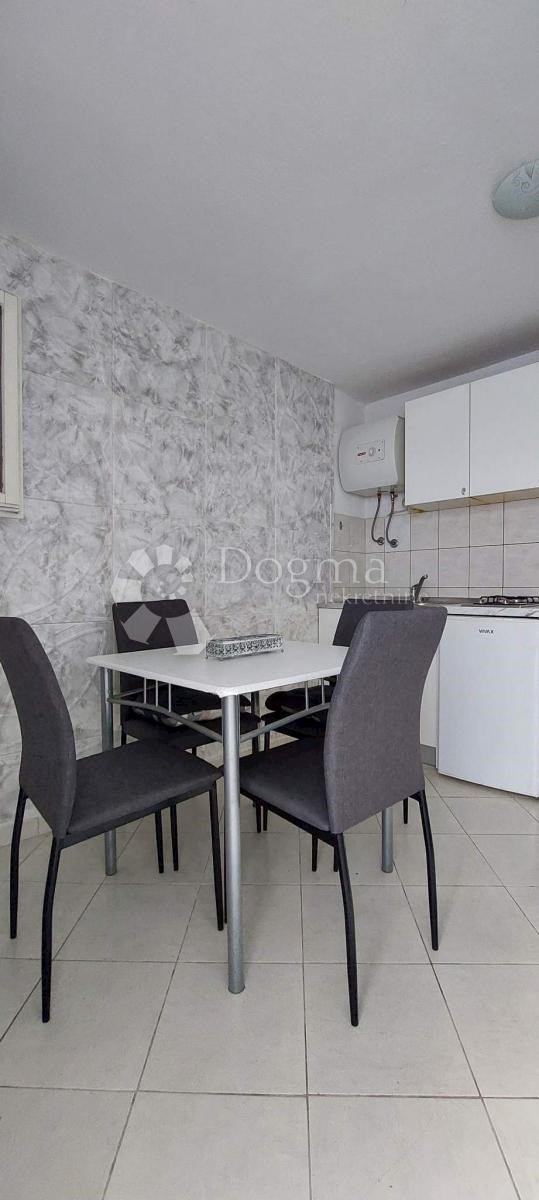 Appartement À vendre - SPLITSKO-DALMATINSKA  MAKARSKA 