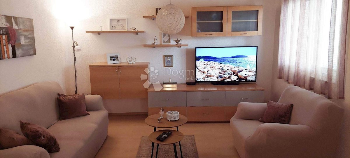 Appartement À vendre - SPLITSKO-DALMATINSKA  MAKARSKA 