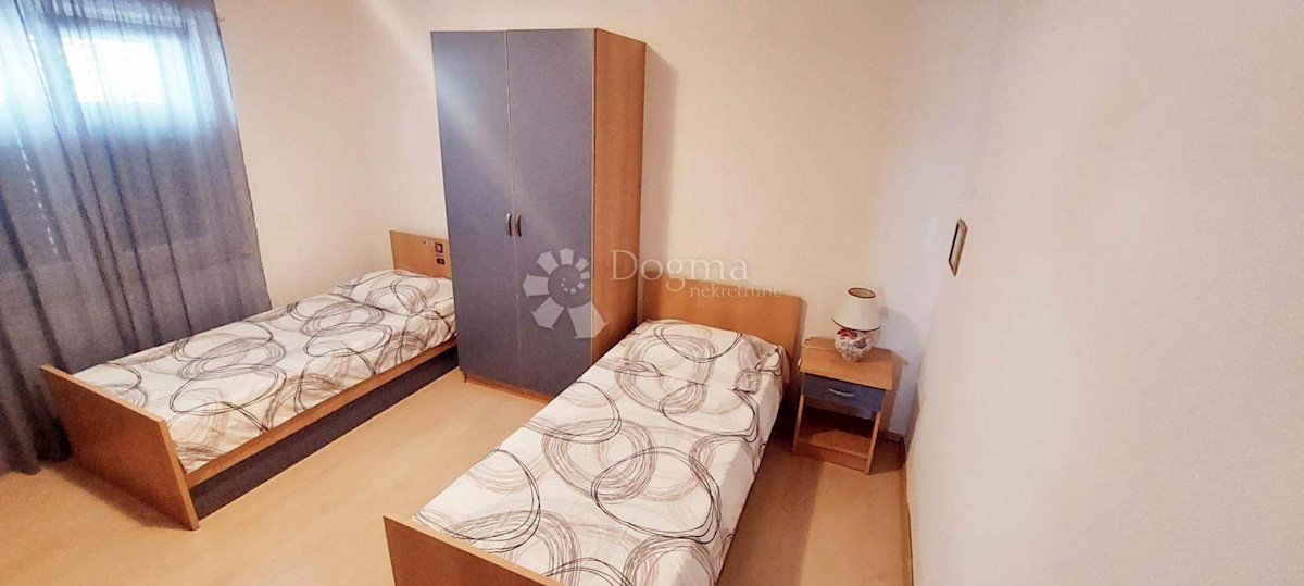 Appartement À vendre - SPLITSKO-DALMATINSKA  MAKARSKA 