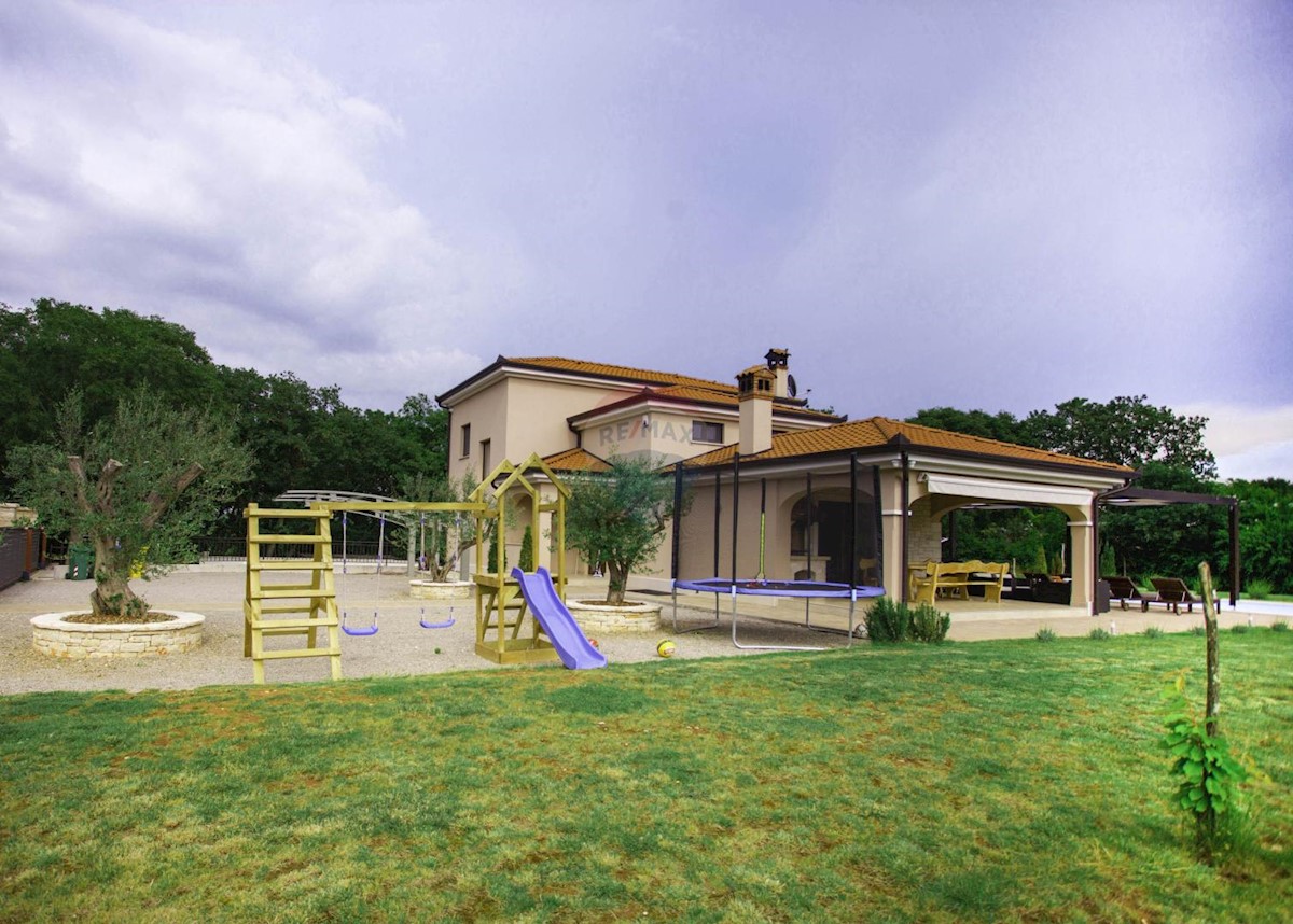 Haus Zu verkaufen - ISTARSKA  ROVINJ 