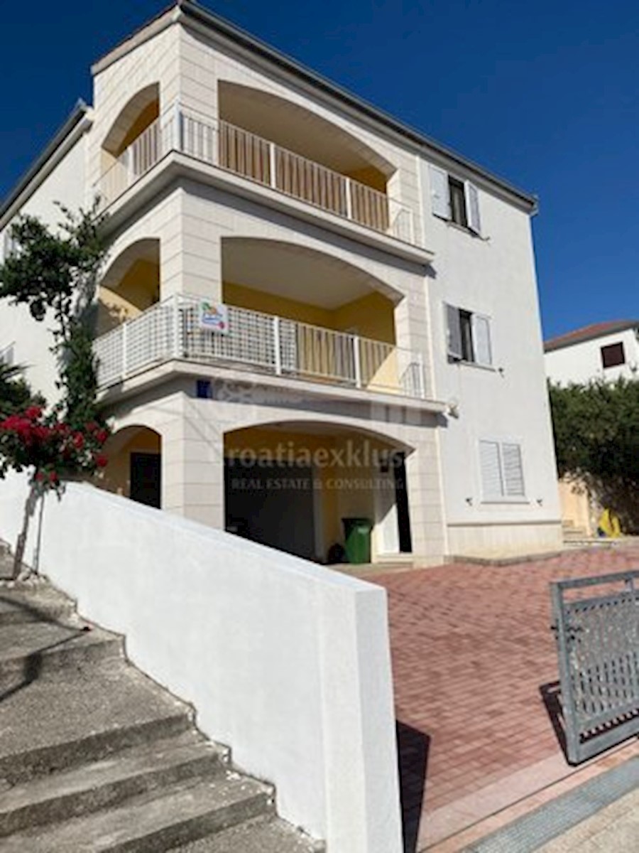 Haus Zu verkaufen - SPLITSKO-DALMATINSKA  ČIOVO 