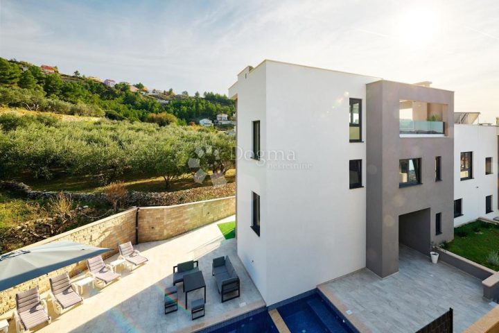 Casa In vendita - Splitsko-dalmatinska Podstrana - foto 4/31