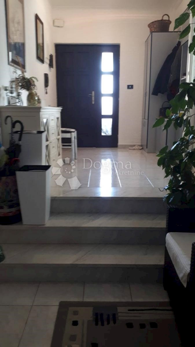 Apartment Zu verkaufen - ZADARSKA  ZADAR 