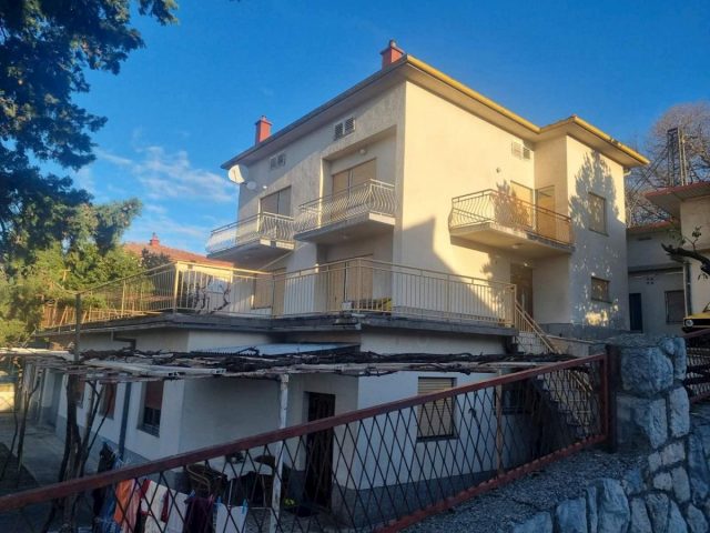 Kuća na prodaju 680 m² – Novi Vinodolski