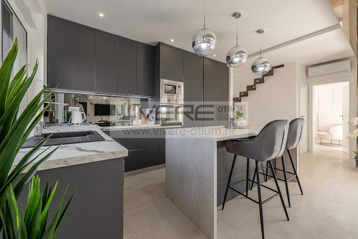 House For sale - ZADARSKA  NIN 