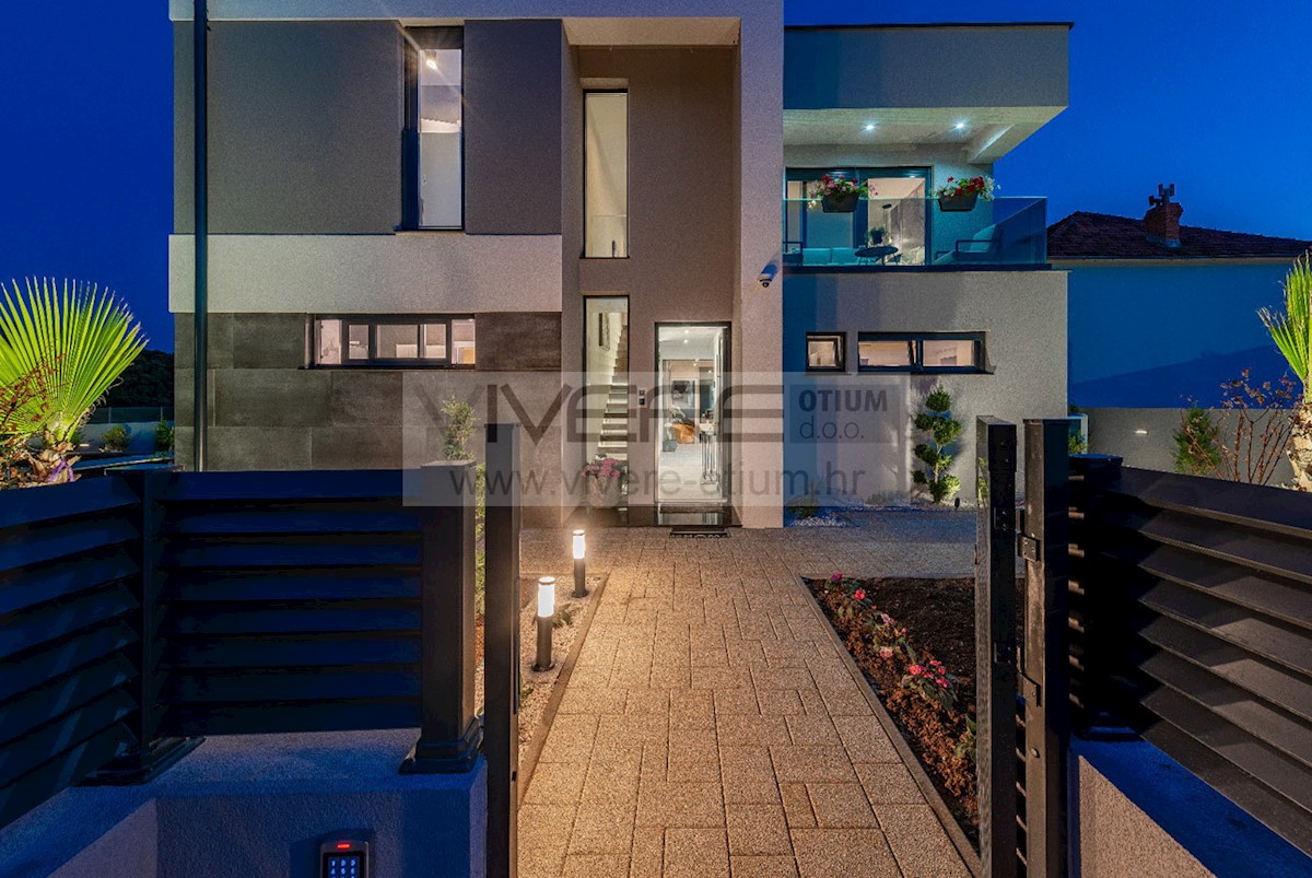 House For sale - Zadarska Nin - foto 2/31