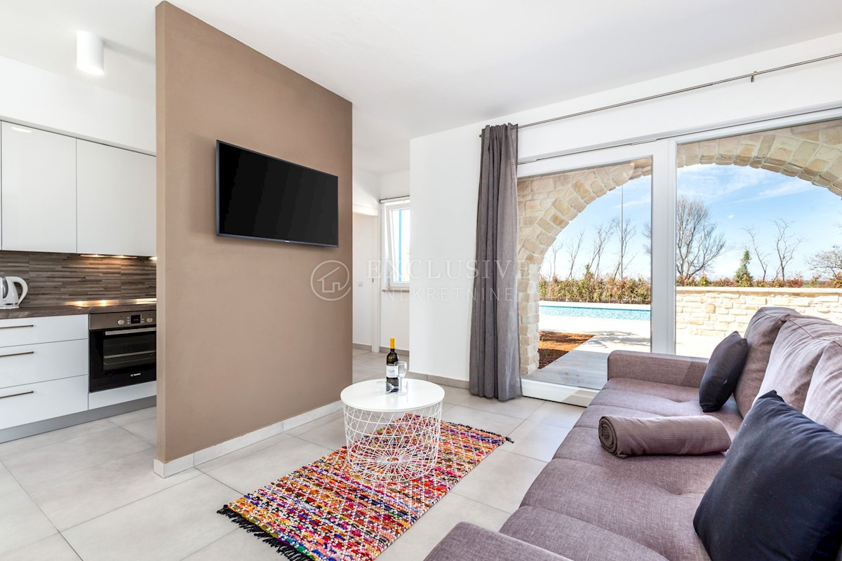 Haus Zu verkaufen - ISTARSKA  POREČ 