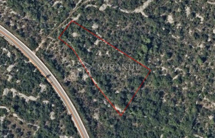 Grundstück zu verkaufen 9837 m² – Tisno