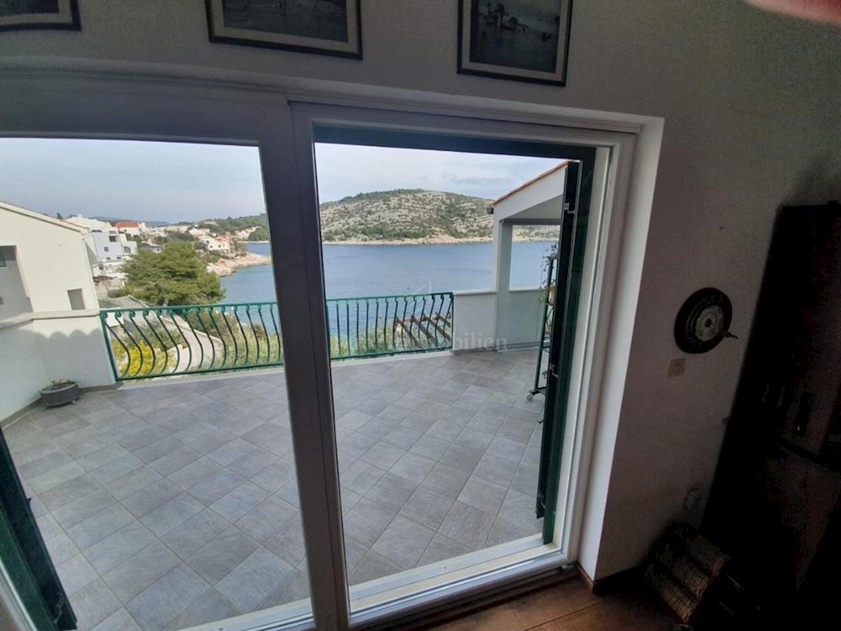 Haus Zu verkaufen - ŠIBENSKO-KNINSKA  Rogoznica