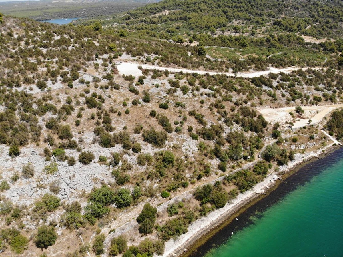 Terreno In vendita - ŠIBENSKO-KNINSKA  ŠIBENIK 